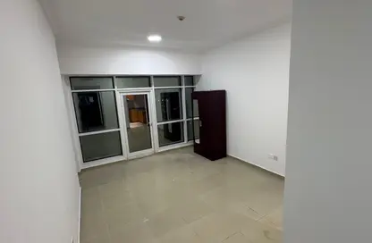 Apartment - 1 Bedroom - 2 Bathrooms for rent in Lake City Tower - JLT Cluster D - Jumeirah Lake Towers - Dubai