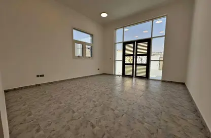 شقة - غرفة نوم - 1 حمام للايجار في مدينة الرياض - أبوظبي
