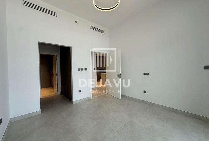 Swimming Pool View |Chiller Free| Vacant