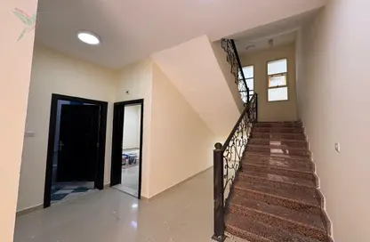 Apartment - 4 Bedrooms - 4 Bathrooms for rent in Central District - Al Ain