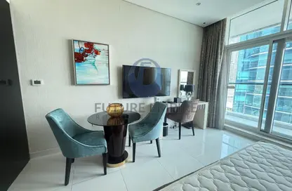 Apartment - Studio - 1 Bathroom for rent in Bay's Edge - Business Bay - Dubai