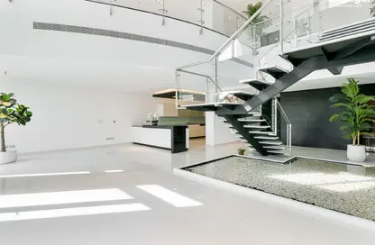 Apartment - 4 Bedrooms - 5 Bathrooms for sale in Al Hallawi - Shoreline Apartments - Palm Jumeirah - Dubai