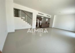 Empty Room image for: Villa - 3 bedrooms - 3 bathrooms for rent in Manazel Al Reef 2 - Al Samha - Abu Dhabi, Image 1