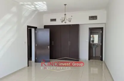 شقة - 2 غرف نوم - 2 حمامات للايجار في برج ربيعة - مجان - دبي لاند - دبي