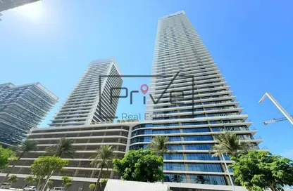 Apartment - 2 Bedrooms - 3 Bathrooms for sale in EMAAR Beachfront - Dubai Harbour - Dubai