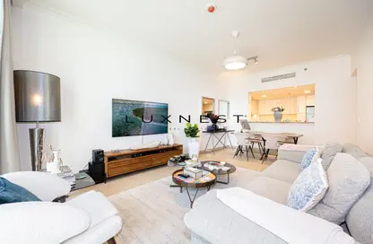 Apartment - 2 Bedrooms - 3 Bathrooms for sale in Burj Vista 2 - Burj Vista - Downtown Dubai - Dubai