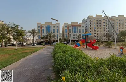 شقة - 2 غرف نوم - 3 حمامات للبيع في قرية الاميرة - الياسمين - عجمان