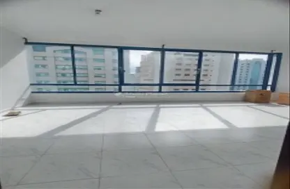 شقة - 2 غرف نوم - 2 حمامات للايجار في شارع حمدان - أبوظبي