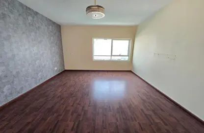 Apartment - 3 Bedrooms - 4 Bathrooms for rent in Al Mamzar - Al Mamzar - Sharjah - Sharjah