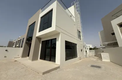 Townhouse - 6 Bedrooms - 7 Bathrooms for sale in Park Residence 1 - Park Residences - DAMAC Hills - Dubai