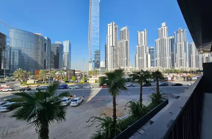 شقة - 2 غرف نوم - 3 حمامات للايجار في أحد ريزيدنس - الخليج التجاري - دبي
