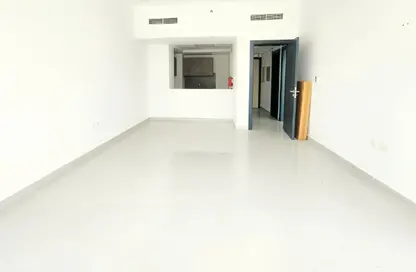 Apartment - 1 Bedroom - 1 Bathroom for rent in Imperial Residence - Dubai Silicon Oasis - Dubai