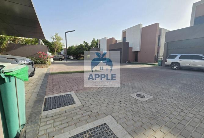 15734941 - صورة العقار 2