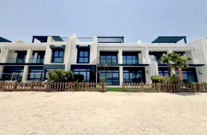 Villa - 5 Bedrooms - 5 Bathrooms for rent in Palma Residences - Palm Jumeirah - Dubai