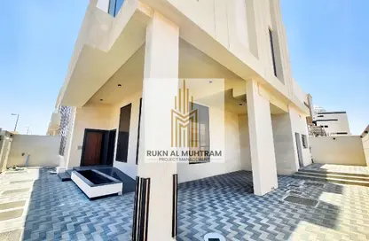 Villa - 4 Bedrooms - 6 Bathrooms for rent in Al Hooshi Villas - Hoshi - Al Badie - Sharjah