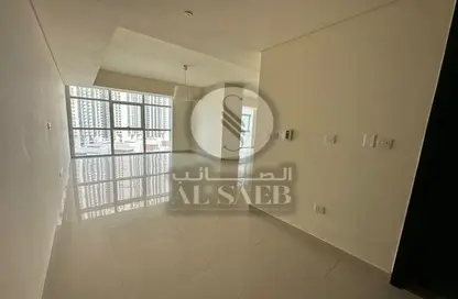 Empty Room image for: Apartment - 2 Bedrooms - 3 Bathrooms for sale in Tala Tower - Marina Square - Al Reem Island - Abu Dhabi, Image 1