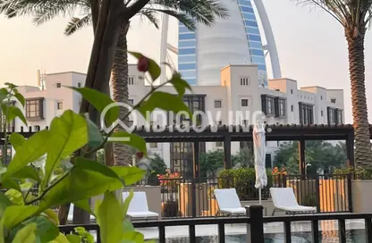Apartment - 1 Bedroom - 1 Bathroom for sale in Lamtara 1 - Madinat Jumeirah Living - Umm Suqeim - Dubai