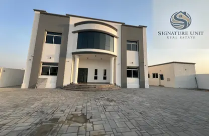 Villa - 5 Bedrooms - 6 Bathrooms for rent in Al Aweer 1 - Al Aweer - Dubai