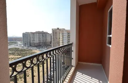 صورة لـ شرفة شقة - 2 غرف نوم - 3 حمامات للايجار في منطقة مركز الأعمال - المدينة الدولية - دبي ، صورة رقم 1