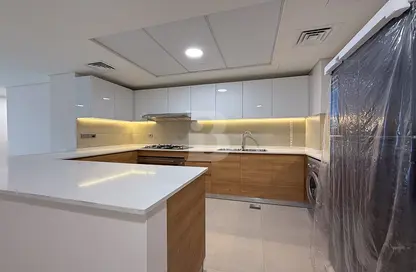 Apartment - 3 Bedrooms - 4 Bathrooms for rent in Radiant Square - City Of Lights - Al Reem Island - Abu Dhabi