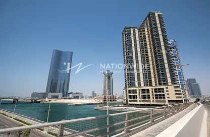 Apartment - 2 Bedrooms - 3 Bathrooms for sale in Canal Residence - Al Reem Island - Abu Dhabi