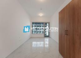 Empty Room image for: Studio - 1 bathroom for rent in Oasis 1 - Oasis Residences - Masdar City - Abu Dhabi, Image 1