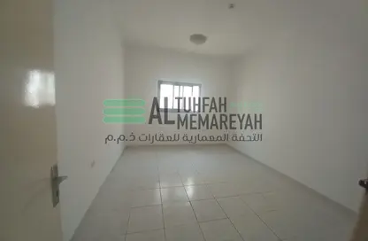 شقة - 2 غرف نوم - 2 حمامات للايجار في بناية ابو شغاره 2 - بودانق - القاسمية - الشارقة