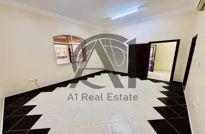 Apartment - 2 Bedrooms - 3 Bathrooms for rent in Al Jimi - Al Ain
