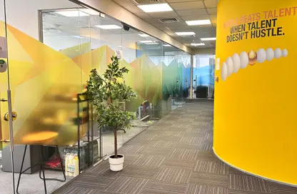 مكتب - استوديو - 2 حمامات للايجار في فالكون هاوس - مجمع دبي للإستثمار - دبي