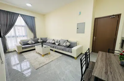 Apartment - 1 Bedroom - 2 Bathrooms for rent in Corniche Tower - Ajman Corniche Road - Ajman