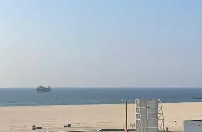 Apartment - 1 Bedroom - 1 Bathroom for rent in Ajman Corniche Residences - Ajman Corniche Road - Ajman