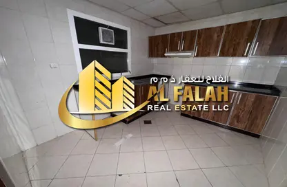 شقة - 2 غرف نوم - 2 حمامات للايجار في شارع التعاون الجديد - التعاون - الشارقة