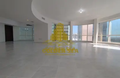 Apartment - 3 Bedrooms - 5 Bathrooms for rent in City Center Building - Hamdan Street - Abu Dhabi