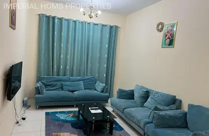 شقة - غرفة نوم - 1 حمام للايجار في برج الكورنيش - طريق كورنيش عجمان - عجمان