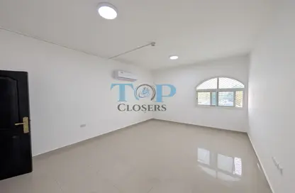 Apartment - 2 Bedrooms - 2 Bathrooms for rent in Civic Center - Al Jimi - Al Ain