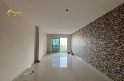 Apartment - 3 Bedrooms - 3 Bathrooms for rent in Al Taawoon Tower 1 - Al Taawoon Towers - Al Khan - Sharjah