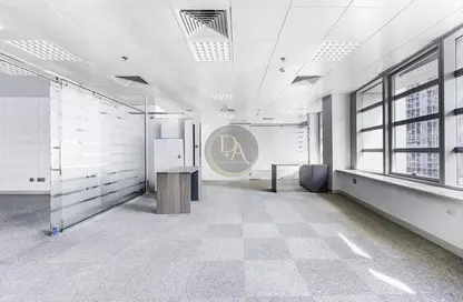 مكتب - استوديو - 1 حمام للايجار في البرج الفضي - الخليج التجاري - دبي