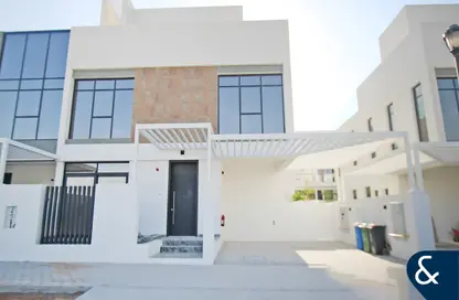 Villa - 4 Bedrooms - 5 Bathrooms for rent in Jumeirah Luxury - Jumeirah Golf Estates - Dubai