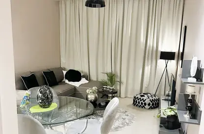 Apartment - 1 Bedroom - 2 Bathrooms for rent in Azizi Riviera 25 - Meydan One - Meydan - Dubai
