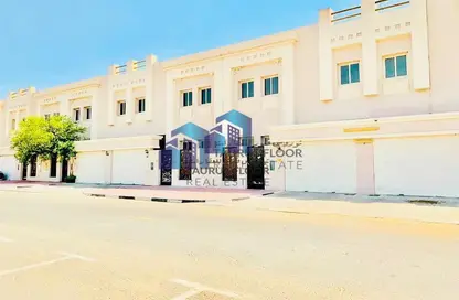 Villa - 3 Bedrooms - 4 Bathrooms for rent in Abu Hail Road - Abu Hail - Deira - Dubai