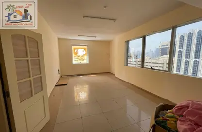 Apartment - 3 Bedrooms - 3 Bathrooms for rent in Al Majaz 1 - Al Majaz - Sharjah