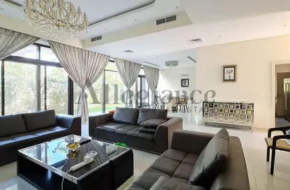 Living Room image for: Villa - 5 Bedrooms - 5 Bathrooms for sale in Whitefield 1 - Whitefield - DAMAC Hills - Dubai, Image 1