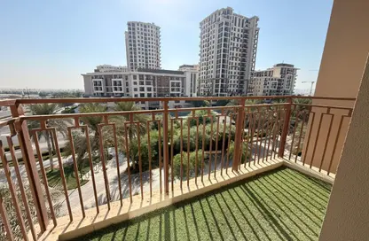 Apartment - 1 Bedroom - 1 Bathroom for rent in Zahra Breeze Apartments 3B - Zahra Breeze Apartments - Town Square - Dubai