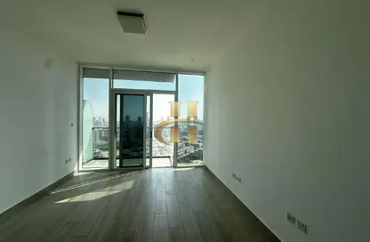 شقة - 1 حمام للايجار في بلوم تاورز سي - ابراج بلووم - الضاحية 10 - قرية الجميرا سركل - دبي