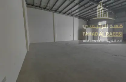 مستودع - استوديو - 1 حمام للايجار في أم الثعوب - أم القيوين