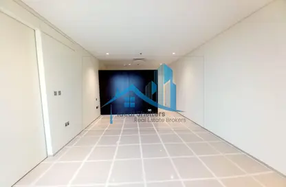 شقة - 3 غرف نوم - 4 حمامات للايجار في برج بارك - شارع الشيخ زايد - دبي شقة - 3 غرف نوم - 4 حمامات للايجار في برج بارك - شارع الشيخ زايد - دبي