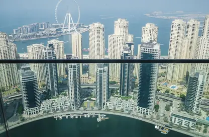 Apartment - 4 Bedrooms - 5 Bathrooms for sale in Vida Residences Dubai Marina - Dubai Marina - Dubai