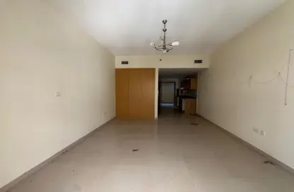 Apartment - Studio - 1 Bathroom for rent in May Residence - Jumeirah Village Circle - Dubai