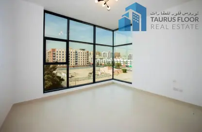 شقة - 3 غرف نوم - 5 حمامات للايجار في القصيص 2 - منطقة القصيص السكنية - القصيص - دبي