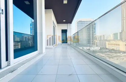 Apartment - 2 Bedrooms - 3 Bathrooms for rent in Jumeirah Garden City - Al Satwa - Dubai